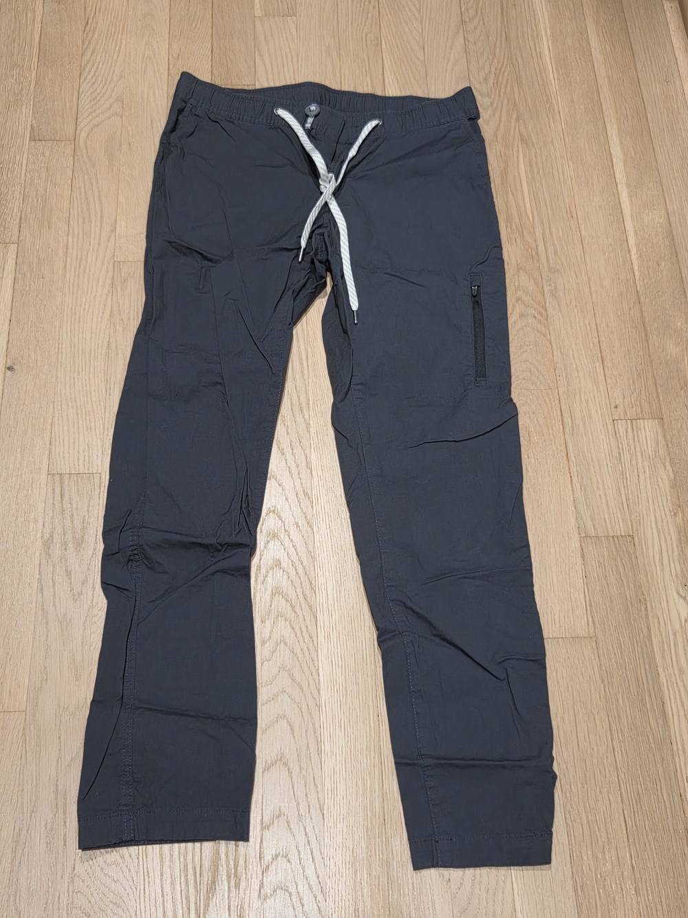 Vuori Women's Charcoal Ripstop Pant